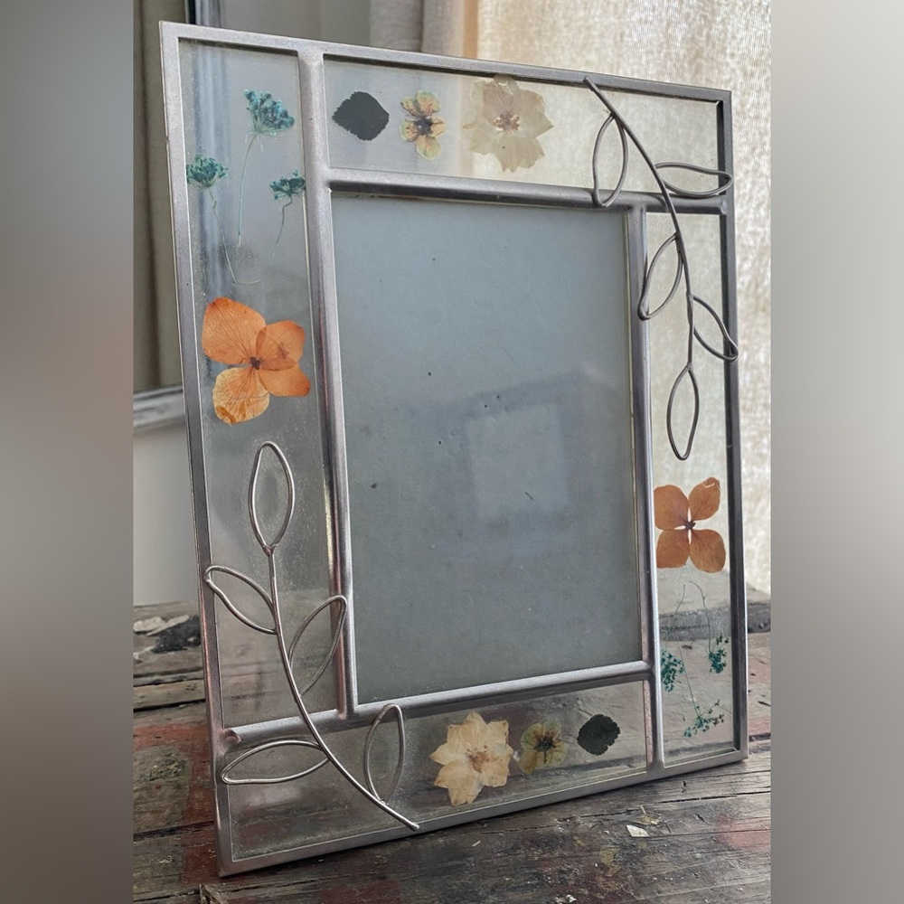 Pressed Flower Glass Photo Frame Metal Botanical Frame Vintage Cottagecore Decor